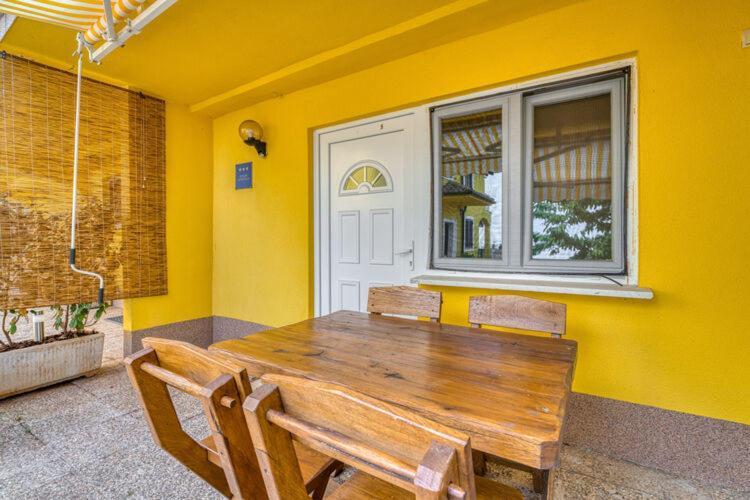 Apartments Nika With Swimming Pool And Beautiful Sea View Dobrec Exterior photo